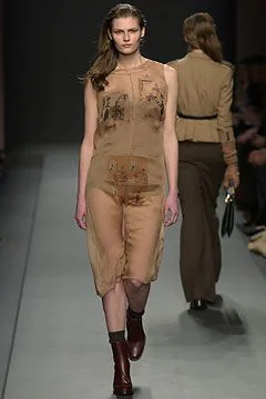 Look 18